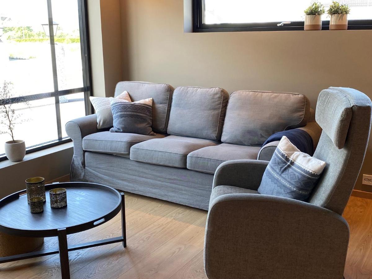 Apartment With Boat Spangereid 外观 照片